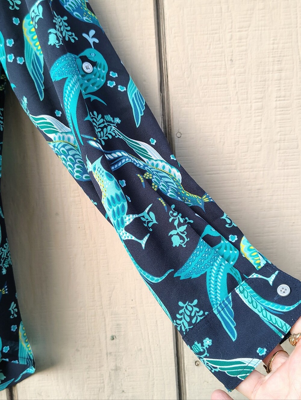 LOFT Peacock Top Large Blue Teal Long Sleeve Pleated Lightweight Flowy Relaxed - Picture 3 of 7